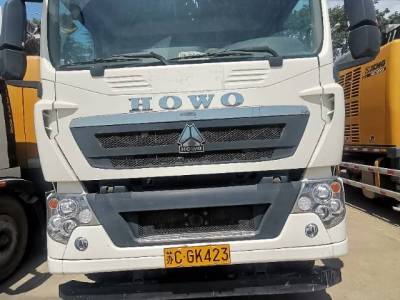 徐工HBC10050K混凝土車載泵