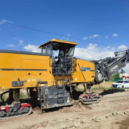 徐工XM2005K铣刨机