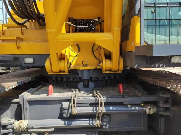 徐工XR280D旋挖鉆機(jī)