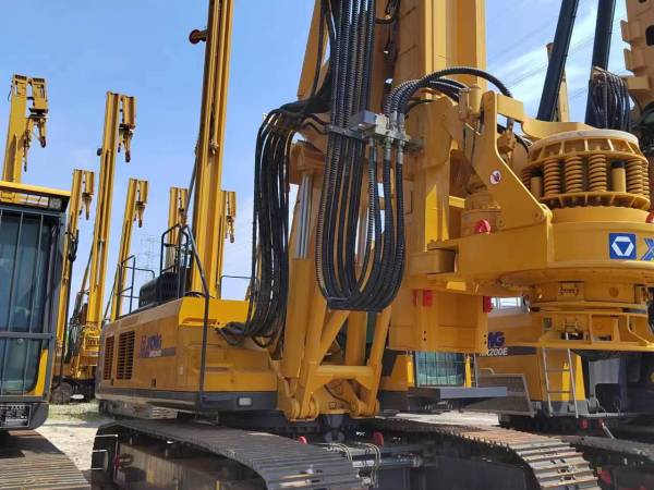 徐工XR280D旋挖鉆機(jī)