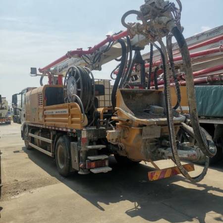 徐工HPC30KI喷浆车