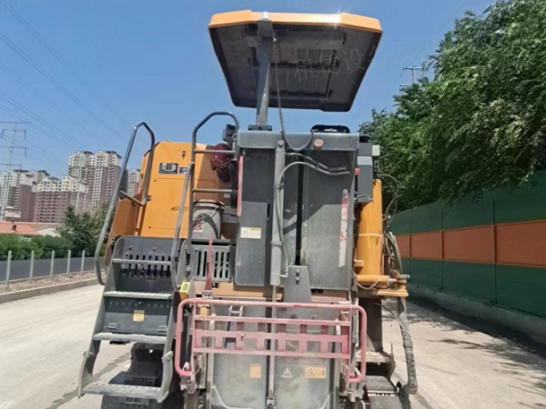 徐工XM1205F銑刨機(jī)