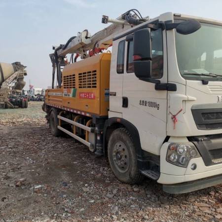 徐工HPC30KI喷浆车