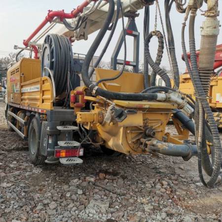 徐工HPC30KI喷浆车