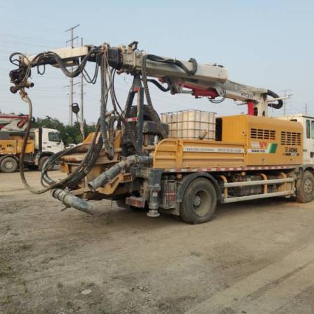 徐工HPC30KI喷浆车