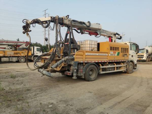 徐工HPC30KI噴漿車