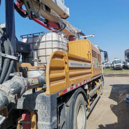 徐工HPC30KI喷浆车