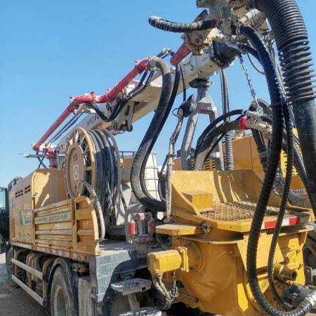 徐工HPC30KI喷浆车