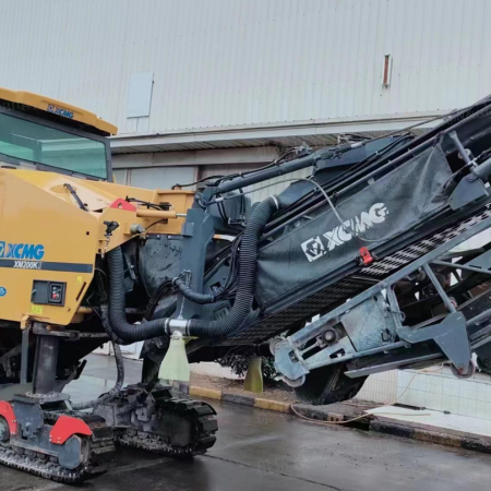 徐工XM200KII铣刨机