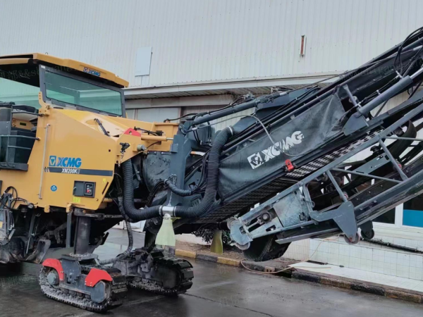 徐工XM200KII銑刨機