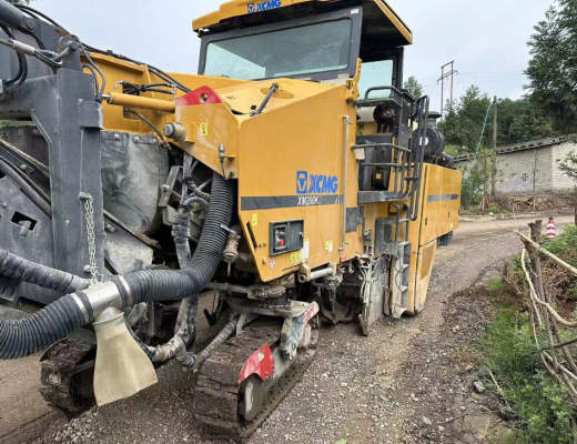 徐工XM200KIV铣刨机