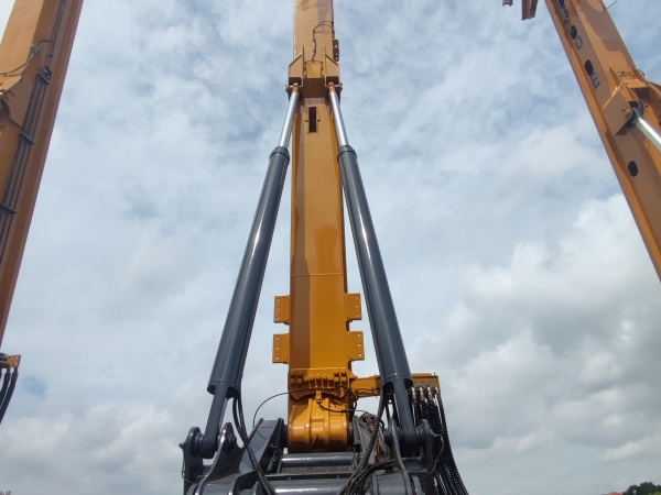 徐工XR200E旋挖鉆機