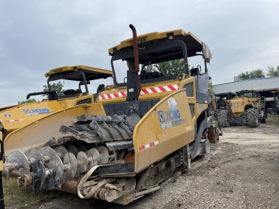 徐工RP1655T攤鋪機