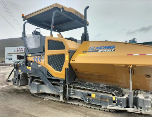 徐工RP1655摊铺机