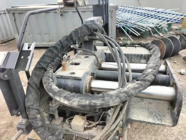 徐工RP1655攤鋪機(jī)