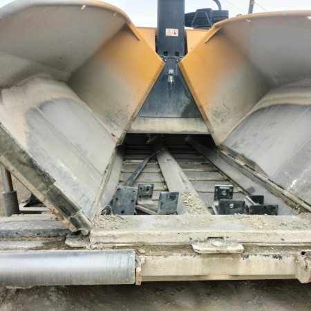 徐工RP1655摊铺机