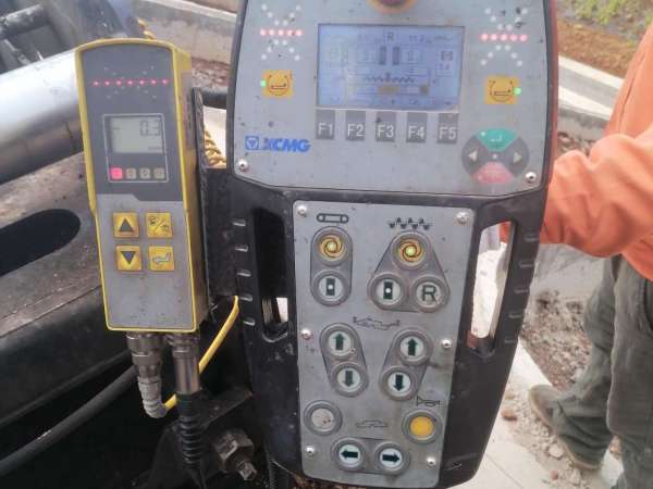 徐工RP1655攤鋪機(jī)