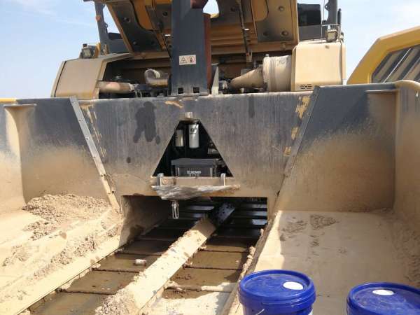 徐工RP1655攤鋪機(jī)