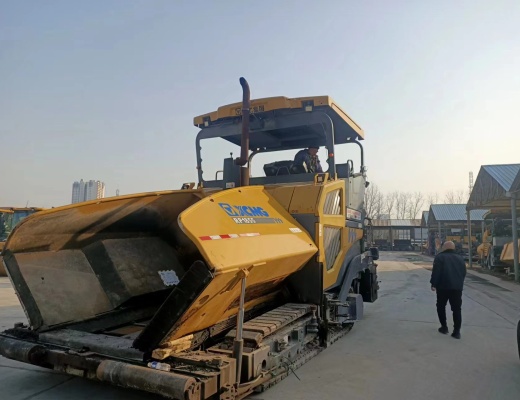 徐工RP1655T摊铺机