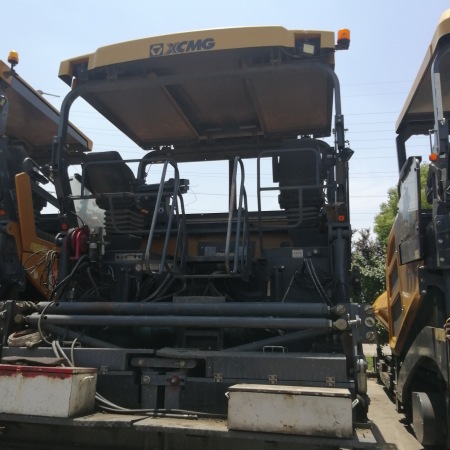 徐工RP1655T摊铺机