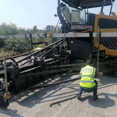 徐工RP1655T摊铺机