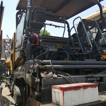 徐工RP1655T摊铺机