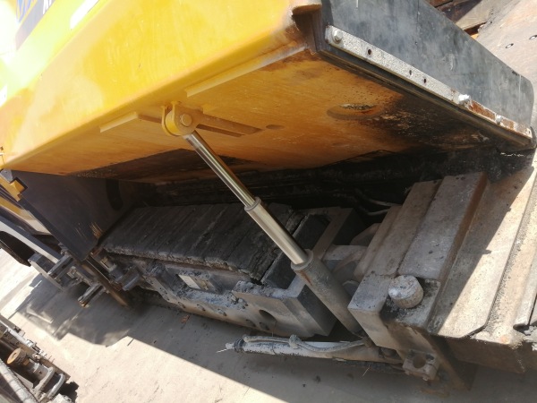 徐工RP1655T攤鋪機