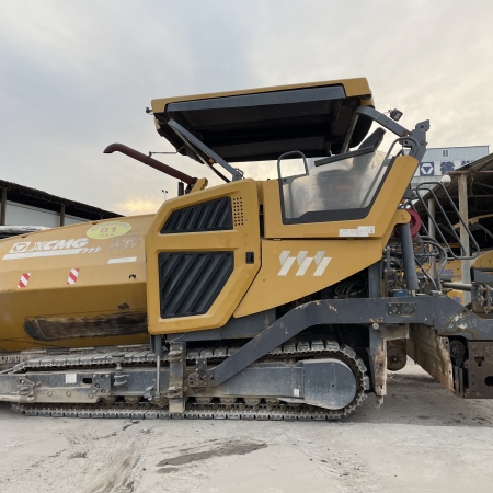 徐工RP1655T摊铺机