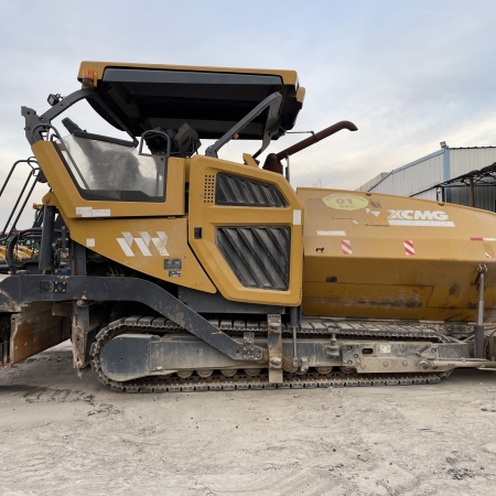 徐工RP1655T摊铺机