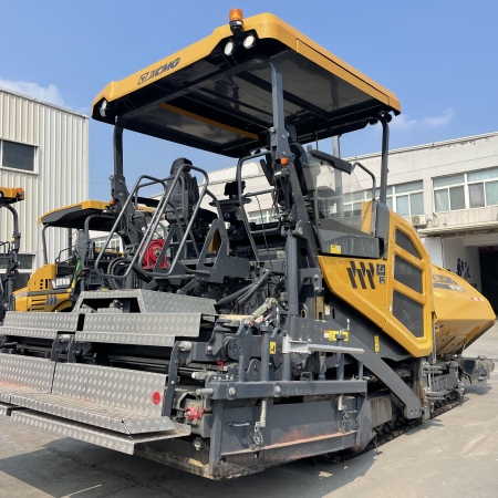 徐工RP1005T摊铺机