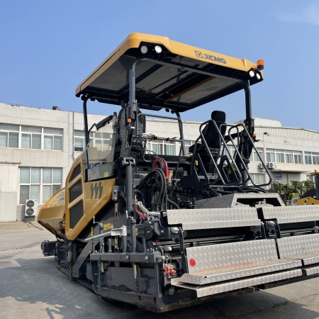 徐工RP1005T摊铺机