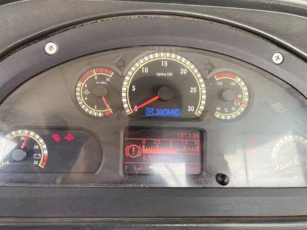 徐工XP365KS輪胎壓路機