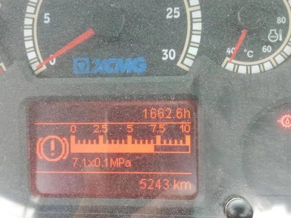 徐工XP365KS輪胎壓路機