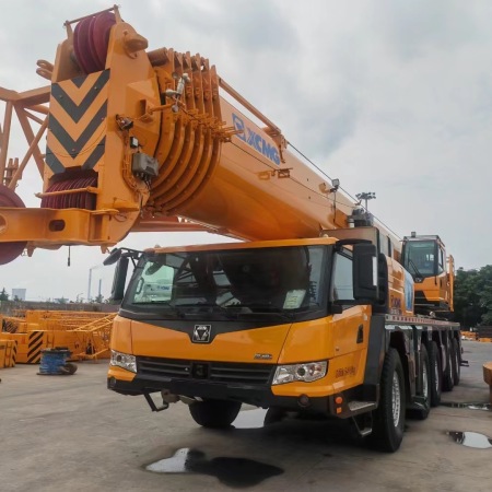 徐工XCA130L7全地面起重机