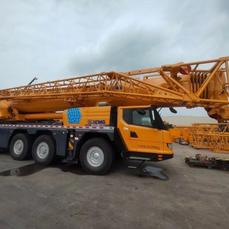 徐工XCA130L7全地面起重机