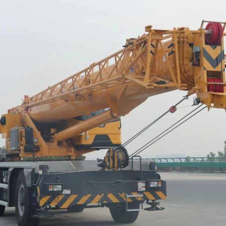 徐工XCR25L5越野轮胎起重机