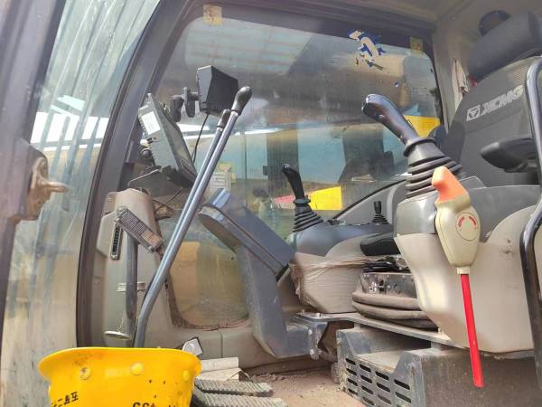 徐工XR280D旋挖鉆機