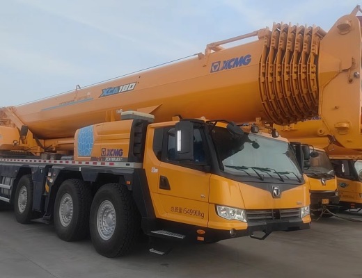 徐工XCA180L8全地面起重机