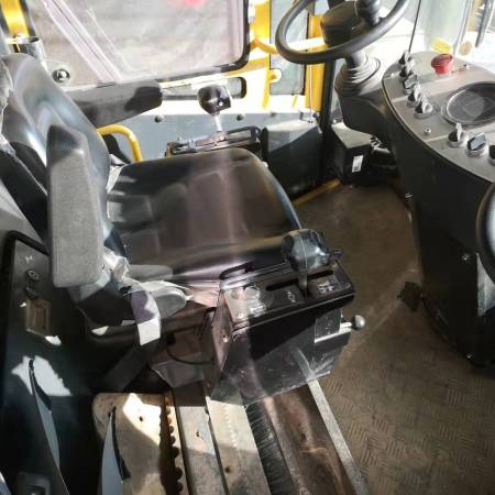 徐工XD133C双钢轮压路机