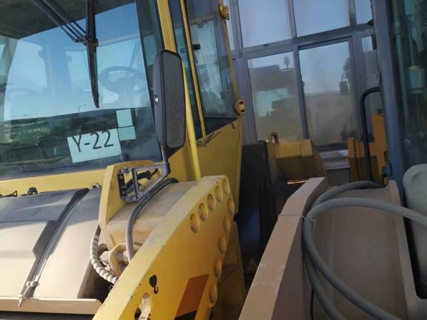 徐工XD133C雙鋼輪壓路機