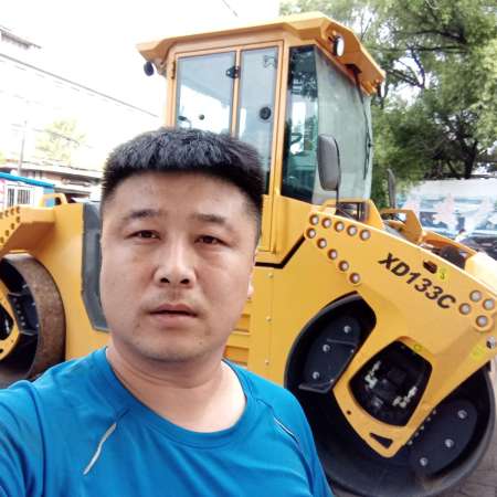 徐工XD133C双钢轮压路机