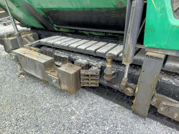 徐工RP1655T攤鋪機