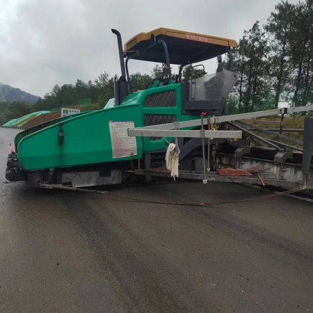 徐工RP1655T摊铺机