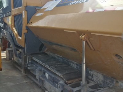 徐工RP1655T攤鋪機