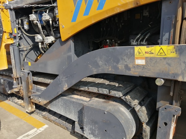 徐工RP1655T攤鋪機(jī)