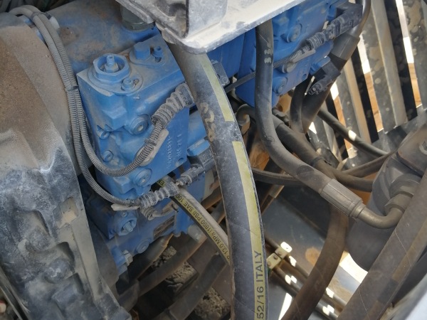 徐工RP1655T攤鋪機(jī)