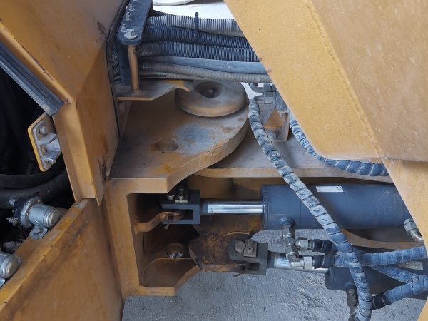 徐工XD133C雙鋼輪壓路機