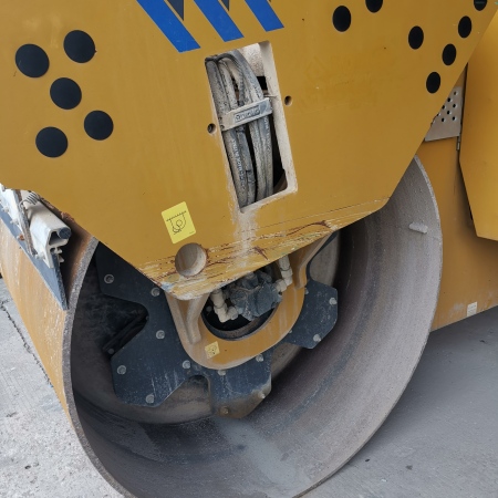 徐工XD133C双钢轮压路机