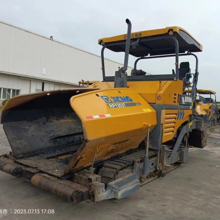 徐工RP1253T摊铺机