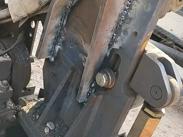 徐工RP1655攤鋪機(jī)